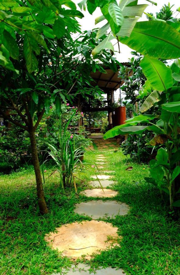 Plei Homestay & Cafe Pleiku Exteriör bild